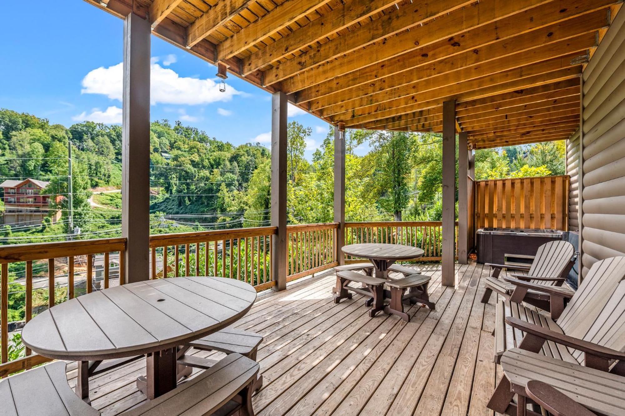 The Majestic Pine Retreat By Stony Brook Cabins Villa Gatlinburg Exterior foto