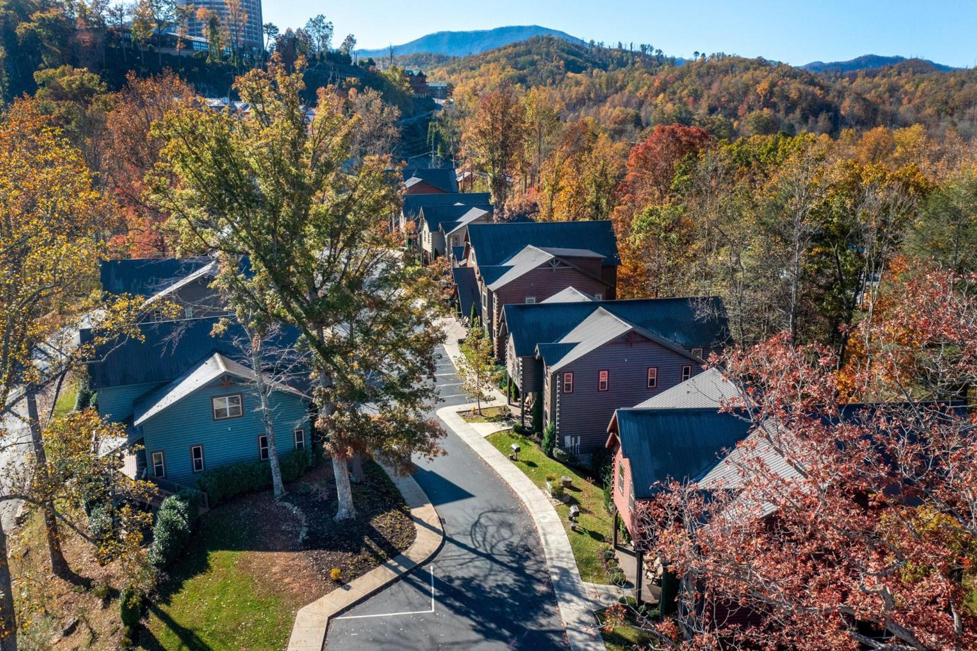 The Majestic Pine Retreat By Stony Brook Cabins Villa Gatlinburg Exterior foto